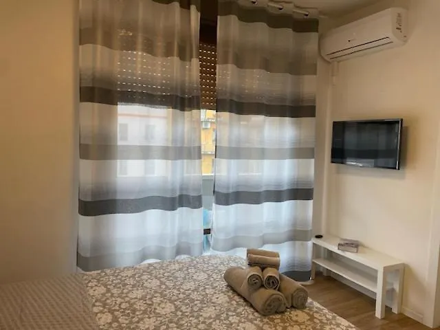 Apartment Monolocale Con Terrazzo