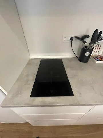 Monolocale Con Terrazzo * Modena