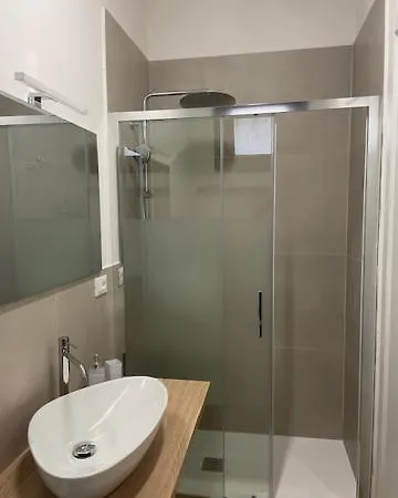 Monolocale Con Terrazzo Апартаменты *