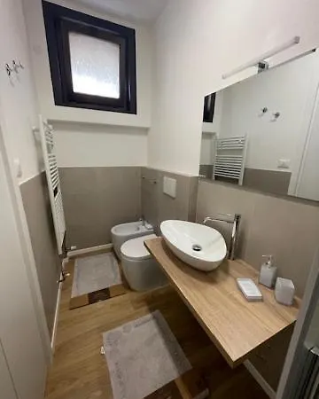 Monolocale Con Terrazzo 아파트 모데나